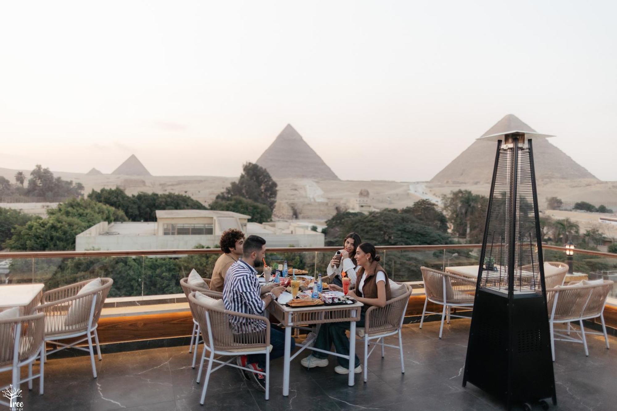 Shadow Pyramids Suites And Jacuzzi Kafret el-Gabal Εξωτερικό φωτογραφία
