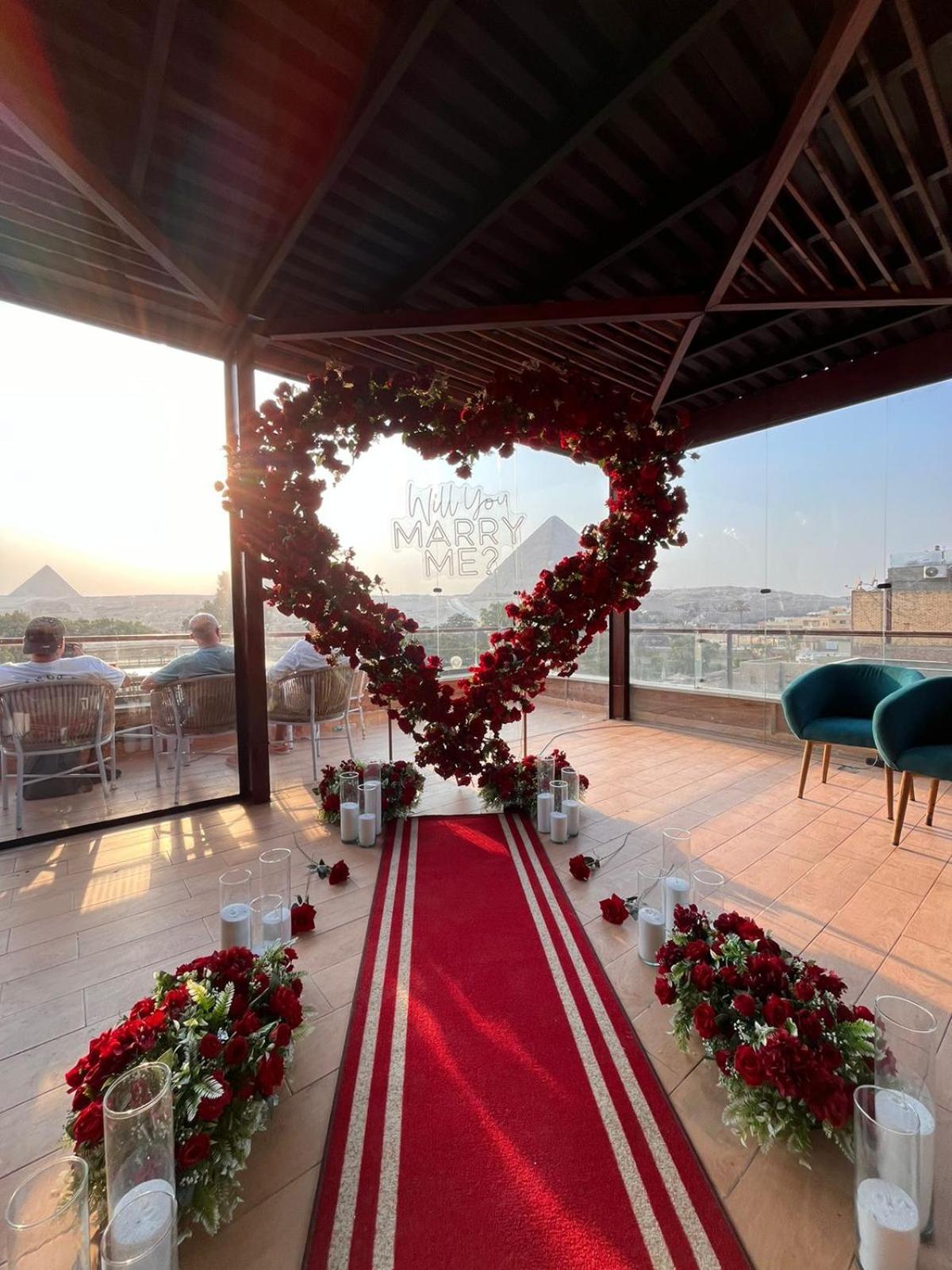 Shadow Pyramids Suites And Jacuzzi Kafret el-Gabal Εξωτερικό φωτογραφία