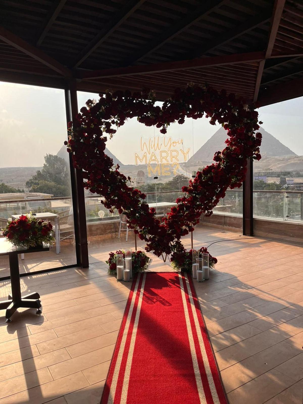 Shadow Pyramids Suites And Jacuzzi Kafret el-Gabal Εξωτερικό φωτογραφία
